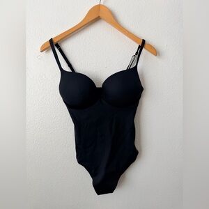 SKIMS Ultimate Body Thong Bodysuit Onyx Black Size S NWT Sculpting Shapewear